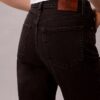 Jeans a vita alta e gamba dritta Jeans a vita alta e gamba dritta