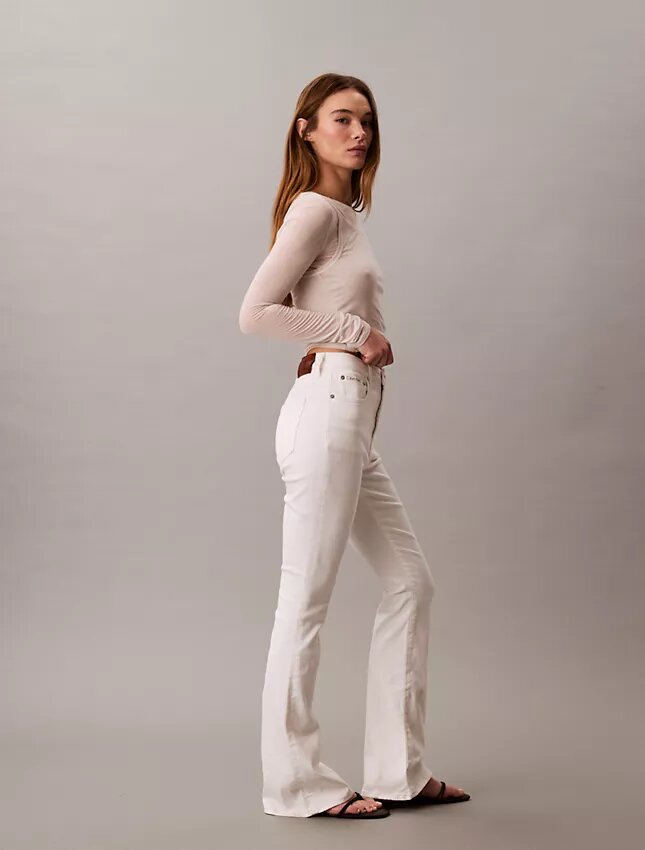 Jeans a zampa alta Jeans a zampa alta