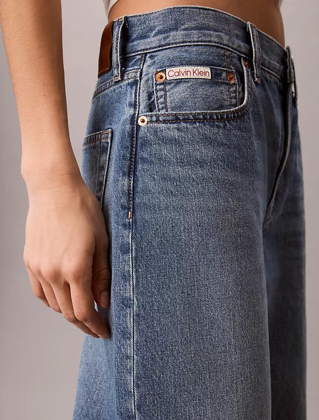 Jeans a zampa corti Jeans a zampa corti