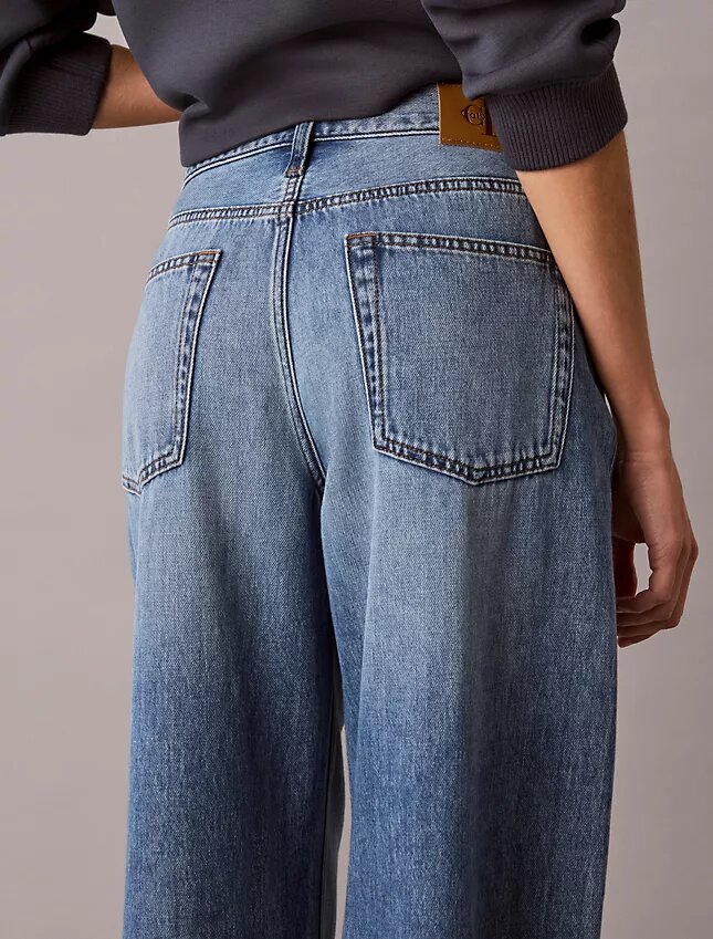 Jeans baggy a vita bassa Jeans baggy a vita bassa