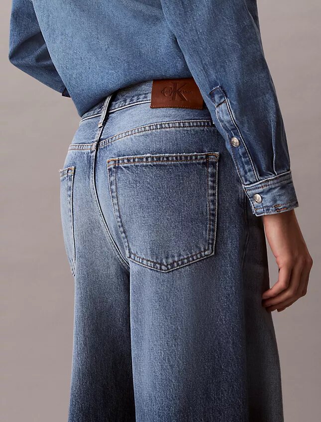 Jeans baggy a vita bassa Jeans baggy a vita bassa