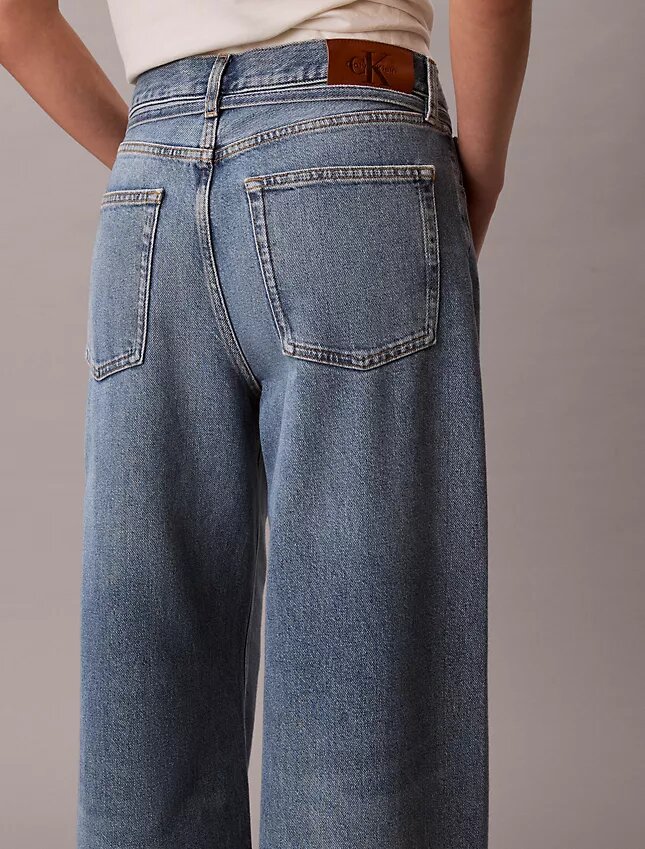 Jeans baggy a vita bassa con cintura Jeans baggy a vita bassa con cintura