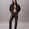 Jeans bootcut dal taglio morbido Jeans bootcut dal taglio morbido