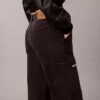 Jeans cargo a gamba larga Jeans cargo a gamba larga