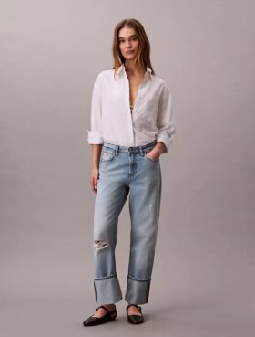 Jeans comodi con risvolto largo