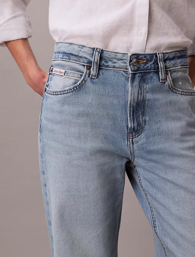 Jeans comodi con risvolto largo Jeans comodi con risvolto largo