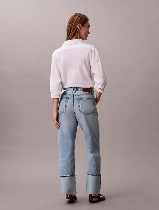 Jeans comodi con risvolto largo Jeans comodi con risvolto largo