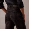 Jeans in cotone e cashmere dal taglio morbido Jeans in cotone e cashmere dal taglio morbido