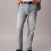 Jeans leggeri a taglio dritto standard Jeans leggeri a taglio dritto standard