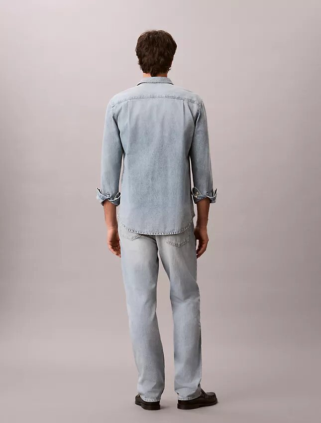 Jeans leggeri a taglio dritto standard Jeans leggeri a taglio dritto standard