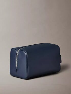 Kit da toilette Monologo