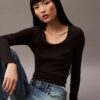 Maglietta a maniche lunghe slim fit in cotone a costine