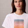 Maglietta classica con grafica tramonto Maglietta classica con grafica tramonto
