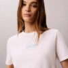 Maglietta classica con logo Calvin Script Maglietta classica con logo Calvin Script