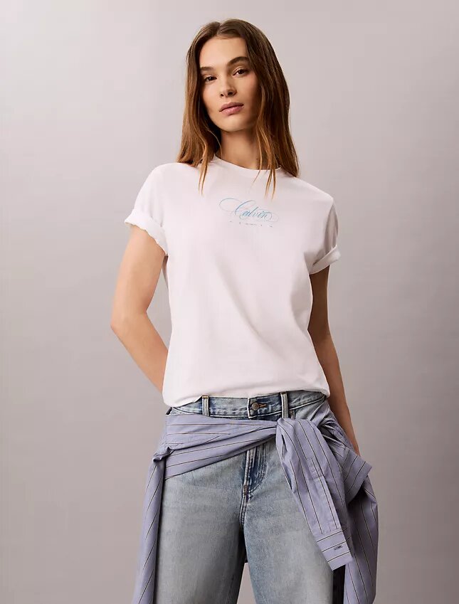 Maglietta classica con logo Calvin Script Maglietta classica con logo Calvin Script