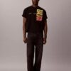 Maglietta comoda con logo Pride in grassetto Maglietta comoda con logo Pride in grassetto