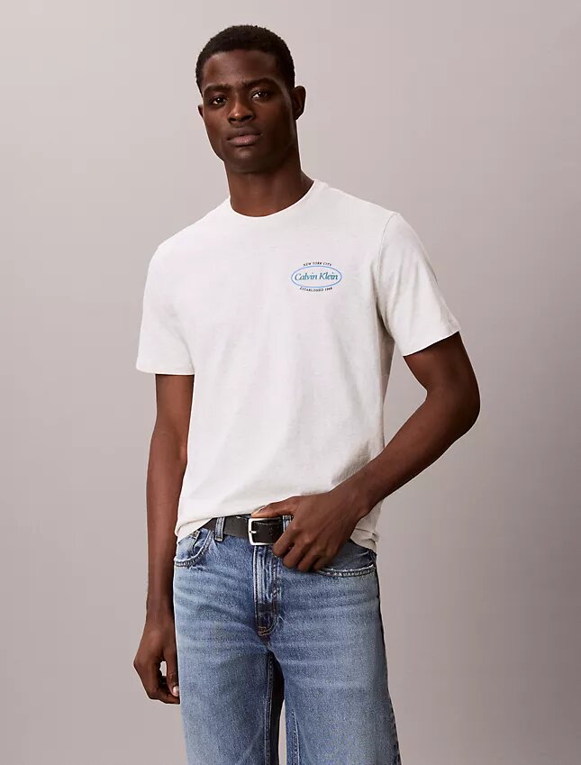 Maglietta con logo grafico Calvin Klein Diner Maglietta con logo grafico Calvin Klein Diner