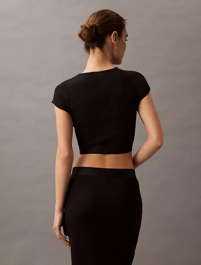 Maglietta corta in cotone Stretch a costine Maglietta corta in cotone Stretch a costine
