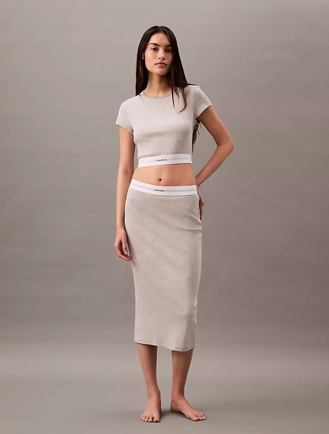 Maglietta corta in cotone Stretch a costine Maglietta corta in cotone Stretch a costine