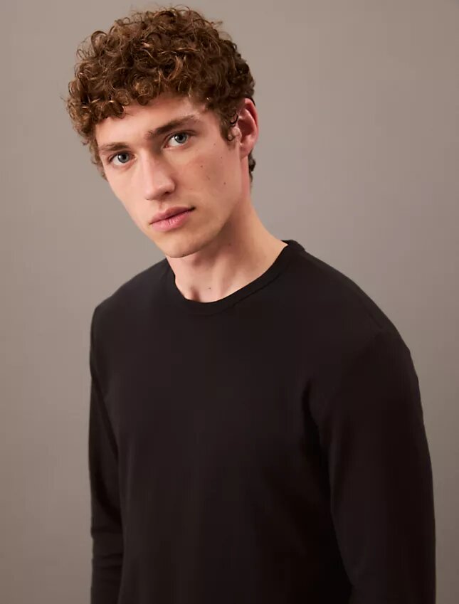 Maglietta da notte CK Black Slim a girocollo Maglietta da notte CK Black Slim a girocollo