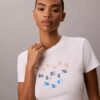 Maglietta slim con logo a strati Maglietta slim con logo a strati