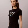 Maglietta slim con logo a strati Maglietta slim con logo a strati