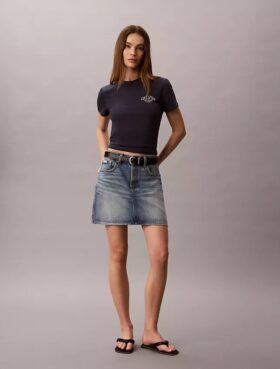 Maglietta slim con logo grafico curvo