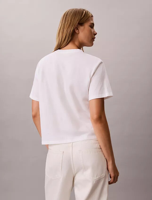 Maglietta squadrata con logo Calvin Klein Maglietta squadrata con logo Calvin Klein