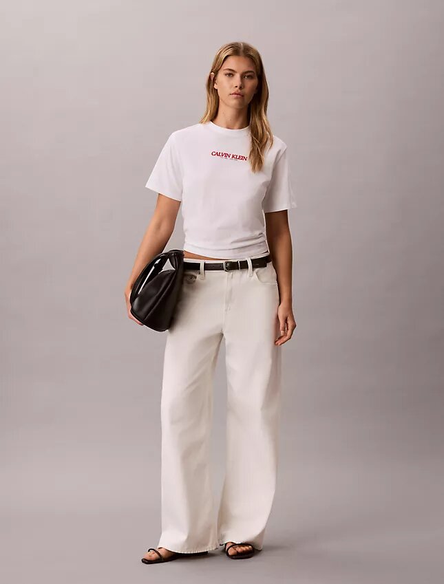 Maglietta squadrata con logo Calvin Klein Maglietta squadrata con logo Calvin Klein