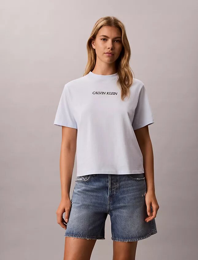 Maglietta squadrata con logo Calvin Klein Maglietta squadrata con logo Calvin Klein