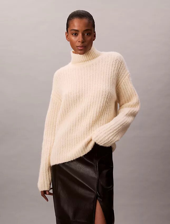 Maglione a collo alto morbido a coste Maglione a collo alto morbido a coste