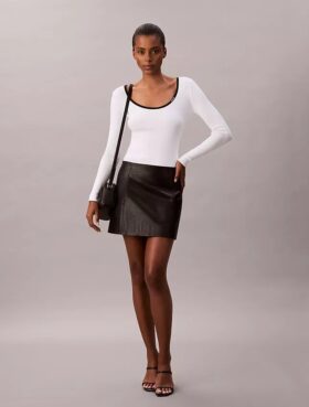Maglione classico con scollo rotondo in misto cotone