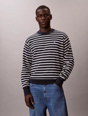 Maglione comodo a righe in morbido cotone