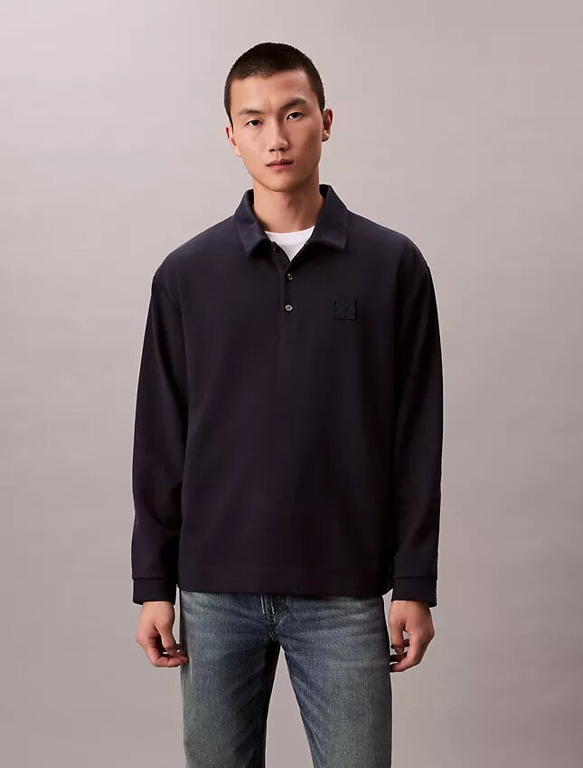 Maglione comodo con logo ricamato Maglione comodo con logo ricamato