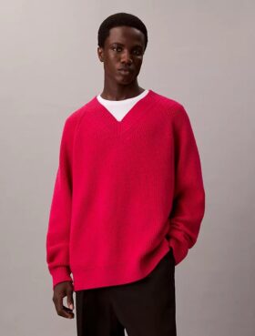 Maglione dalla vestibilità comoda con scollo a V in misto lana merino