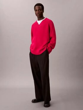 Maglione dalla vestibilità comoda con scollo a V in misto lana merino