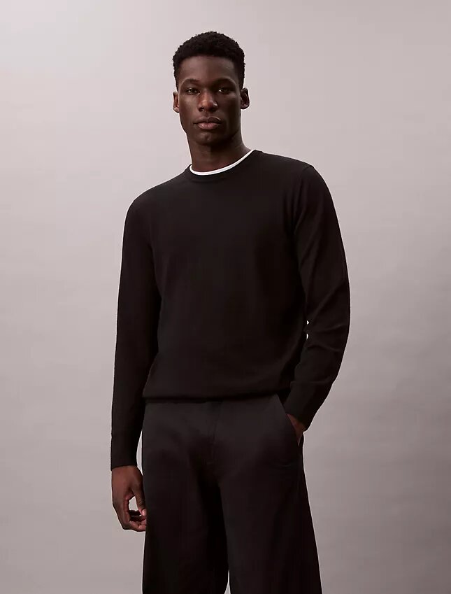Maglione girocollo in misto merino extra fine Maglione girocollo in misto merino extra fine
