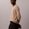 Maglione girocollo in misto merino extra fine Maglione girocollo in misto merino extra fine