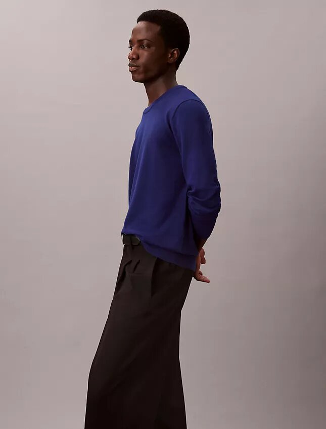 Maglione girocollo in misto merino extra fine Maglione girocollo in misto merino extra fine