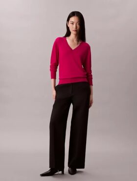 Maglione in lana merino con scollo a V
