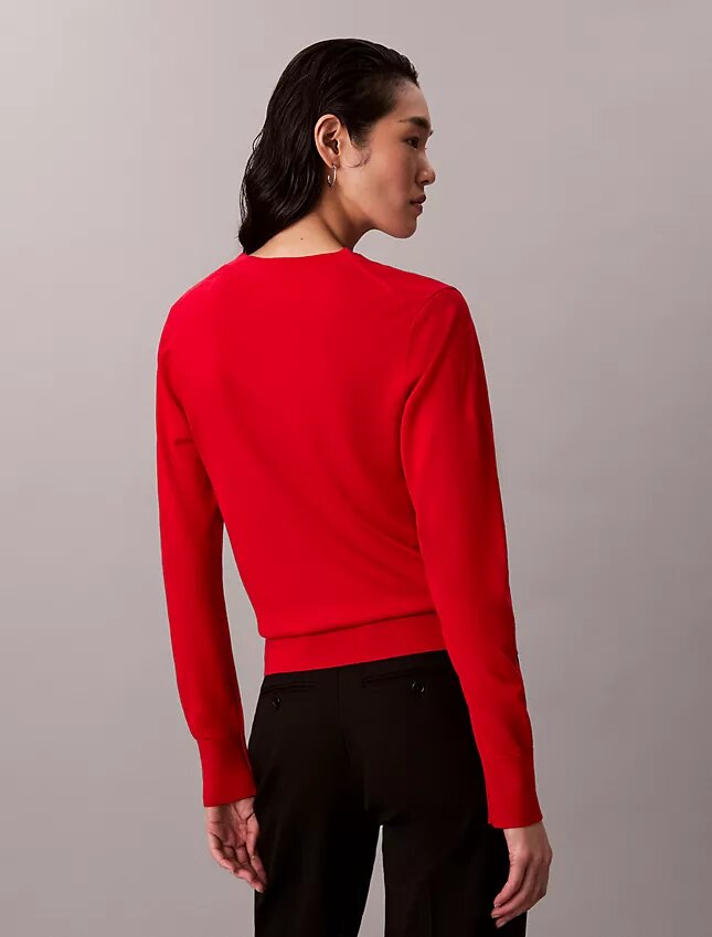 Maglione in lana merino con scollo a V Maglione in lana merino con scollo a V