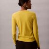 Maglione in lana merino con scollo a V Maglione in lana merino con scollo a V