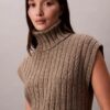 Maglione senza maniche a costine Maglione senza maniche a costine