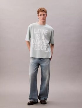Marc Hundley Pride Love is a Dance Floor T-shirt dal taglio morbido