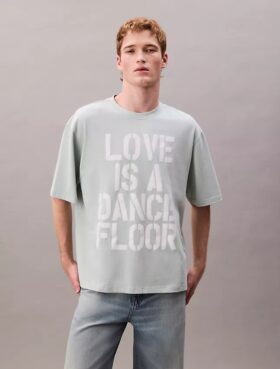 Marc Hundley Pride Love is a Dance Floor T-shirt dal taglio morbido