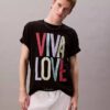 Marc Hundley Pride Viva Love T-shirt dal taglio comodo Marc Hundley Pride Viva Love T-shirt dal taglio comodo