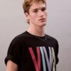 Marc Hundley Pride Viva Love T-shirt dal taglio comodo Marc Hundley Pride Viva Love T-shirt dal taglio comodo