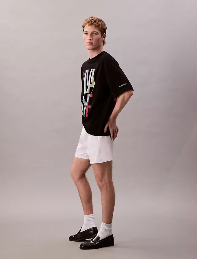 Marc Hundley Pride Viva Love T-shirt dal taglio comodo Marc Hundley Pride Viva Love T-shirt dal taglio comodo