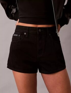 Mini shorts in Denim