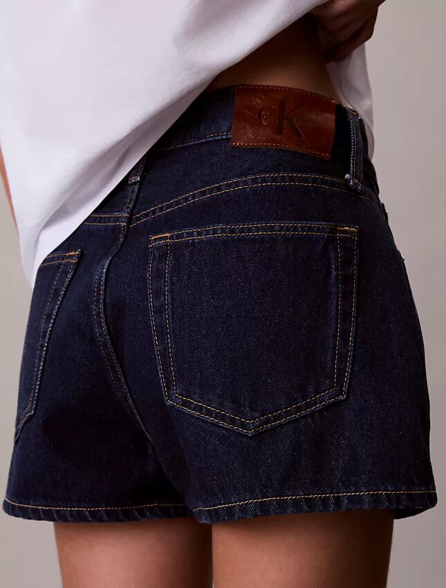 Mini shorts in Denim Mini shorts in Denim
